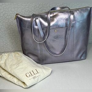 G.I.L.I. METALLIC PURPLE LARGE LEATHER ZIP TOP TOTE BAG